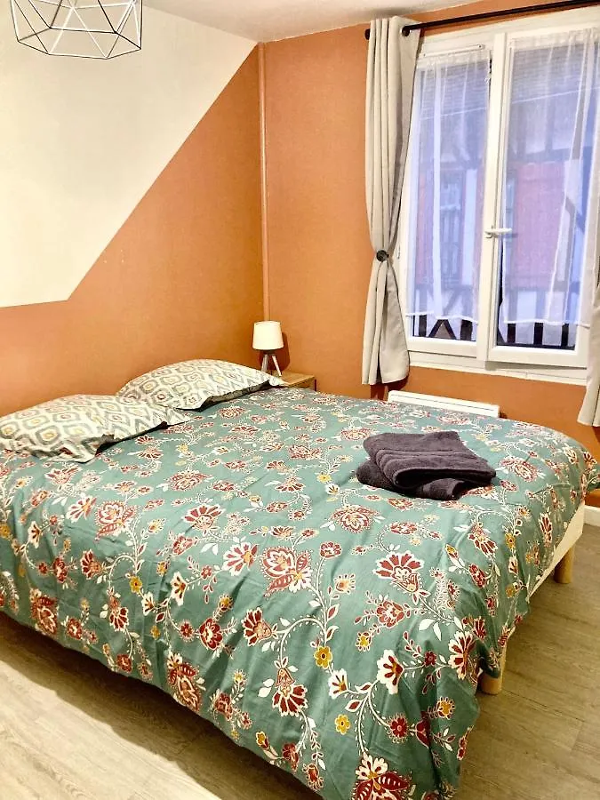 Appartement Studio Hyper Centre De Beauvais France